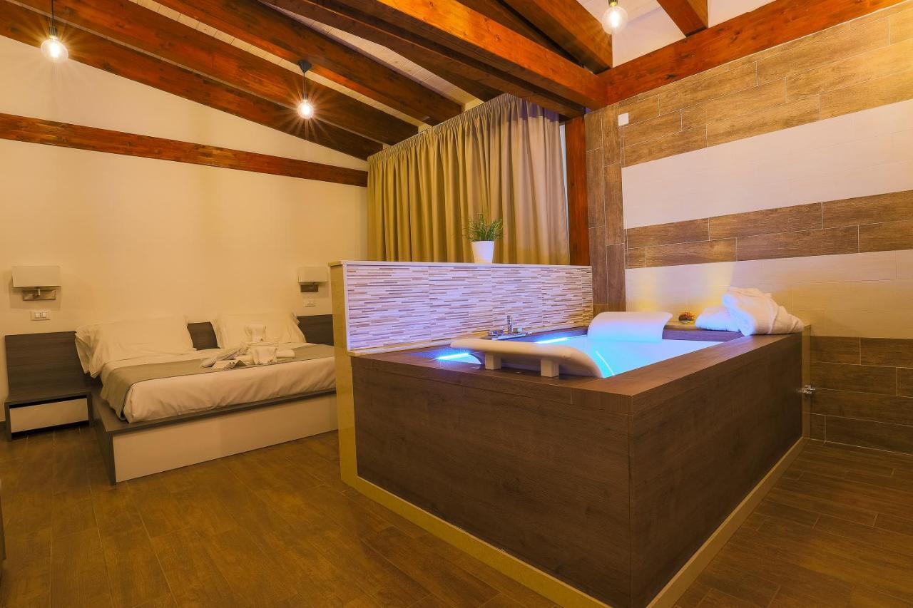 Il Semaforo Sila Hotel Taverna  Esterno foto