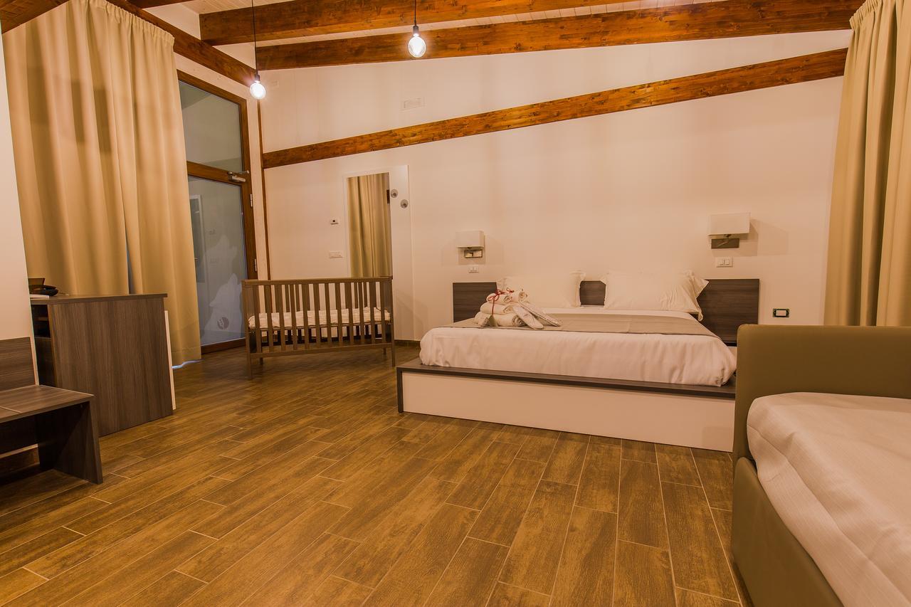 Il Semaforo Sila Hotel Taverna  Esterno foto