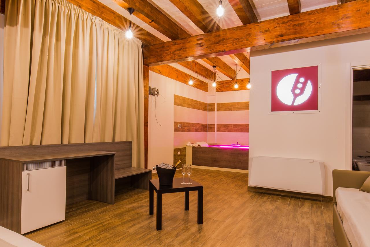Il Semaforo Sila Hotel Taverna  Esterno foto