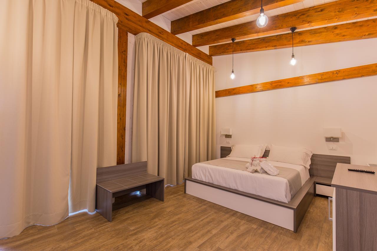 Il Semaforo Sila Hotel Taverna  Esterno foto